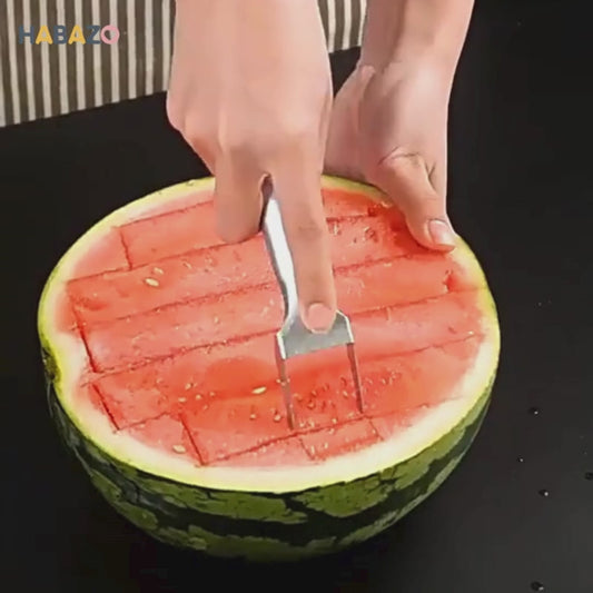 Nĩa cắt dưa 2in1, cắt gọn, gắp sạch